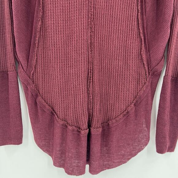 We The Free People Laguna Waffle Knit Top‎ Burgundy Red Long Sleeves Size Medium - Picture 8 of 11
